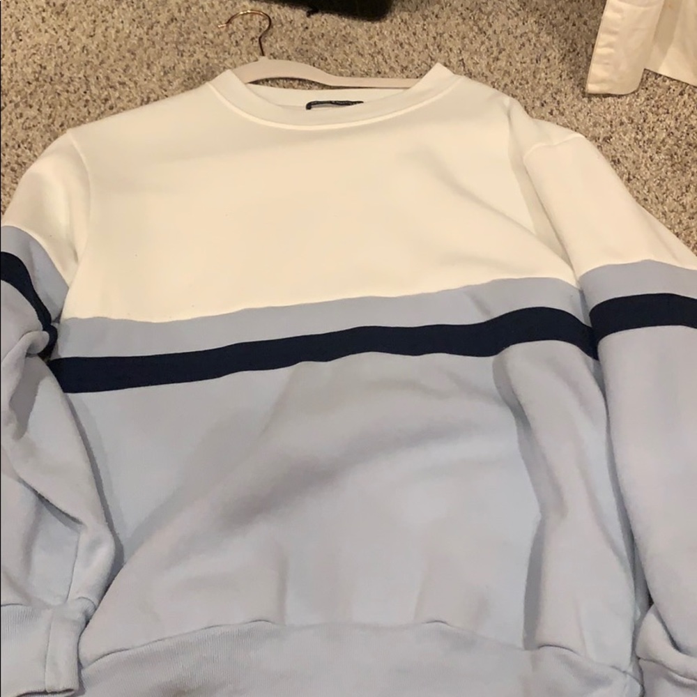 brandy melville sweatshirt